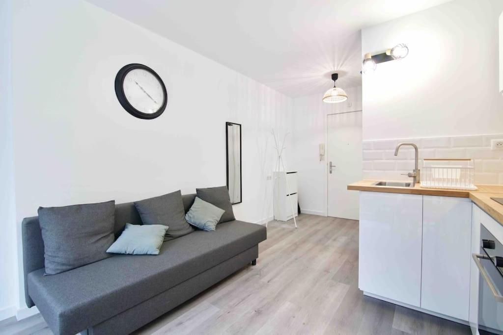 Le Dyonisos Et Piscine Apartment La Seyne-sur-Mer Luaran gambar