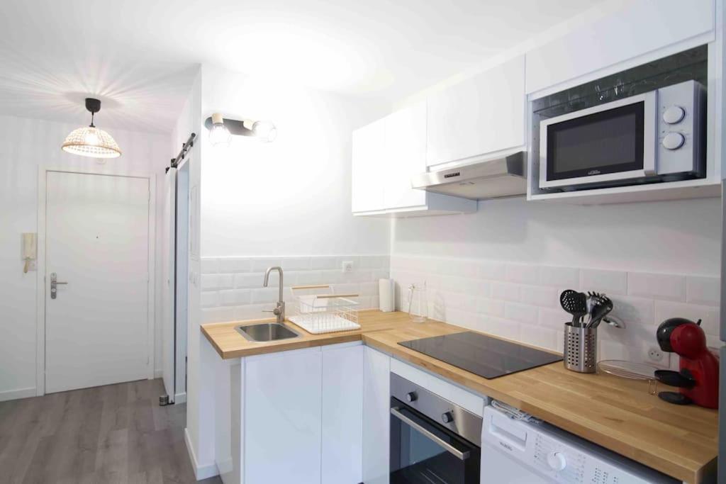 Le Dyonisos Et Piscine Apartment La Seyne-sur-Mer Luaran gambar