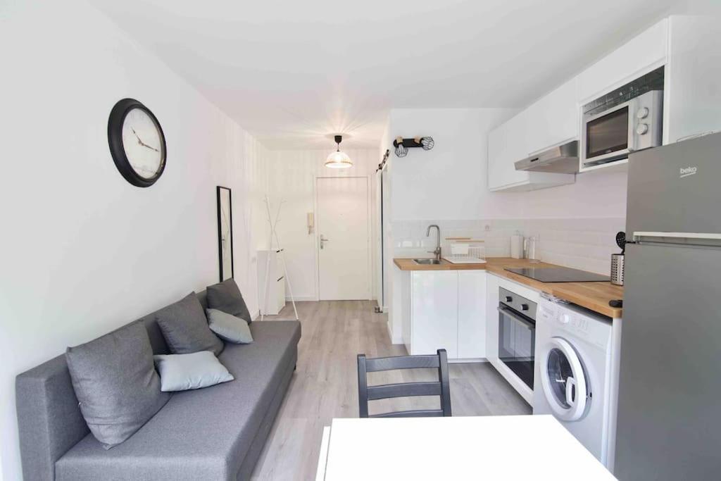 Le Dyonisos Et Piscine Apartment La Seyne-sur-Mer Luaran gambar