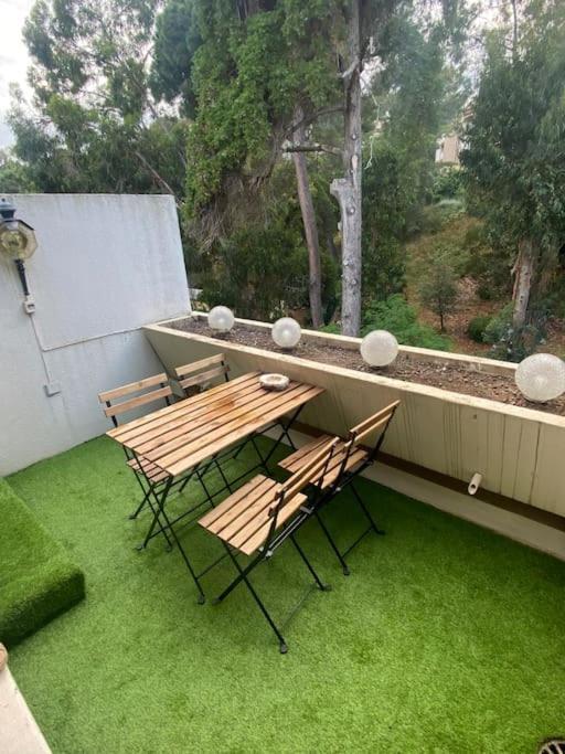 Le Dyonisos Et Piscine Apartment La Seyne-sur-Mer Luaran gambar